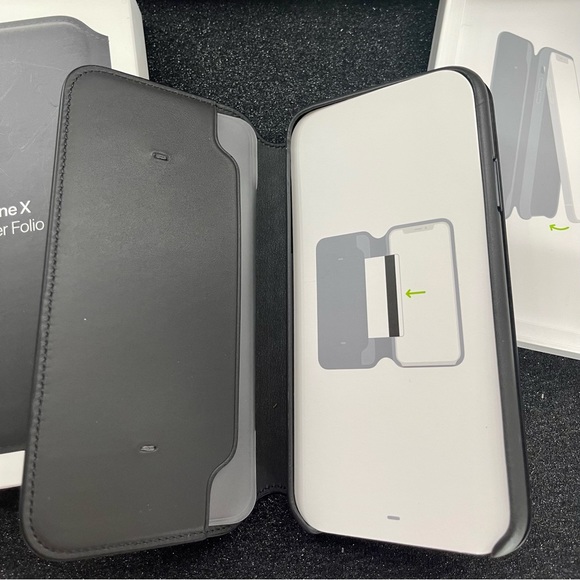 *NIB**APPLE IPHONE X Leather Folio - Black - Picture 6 of 11